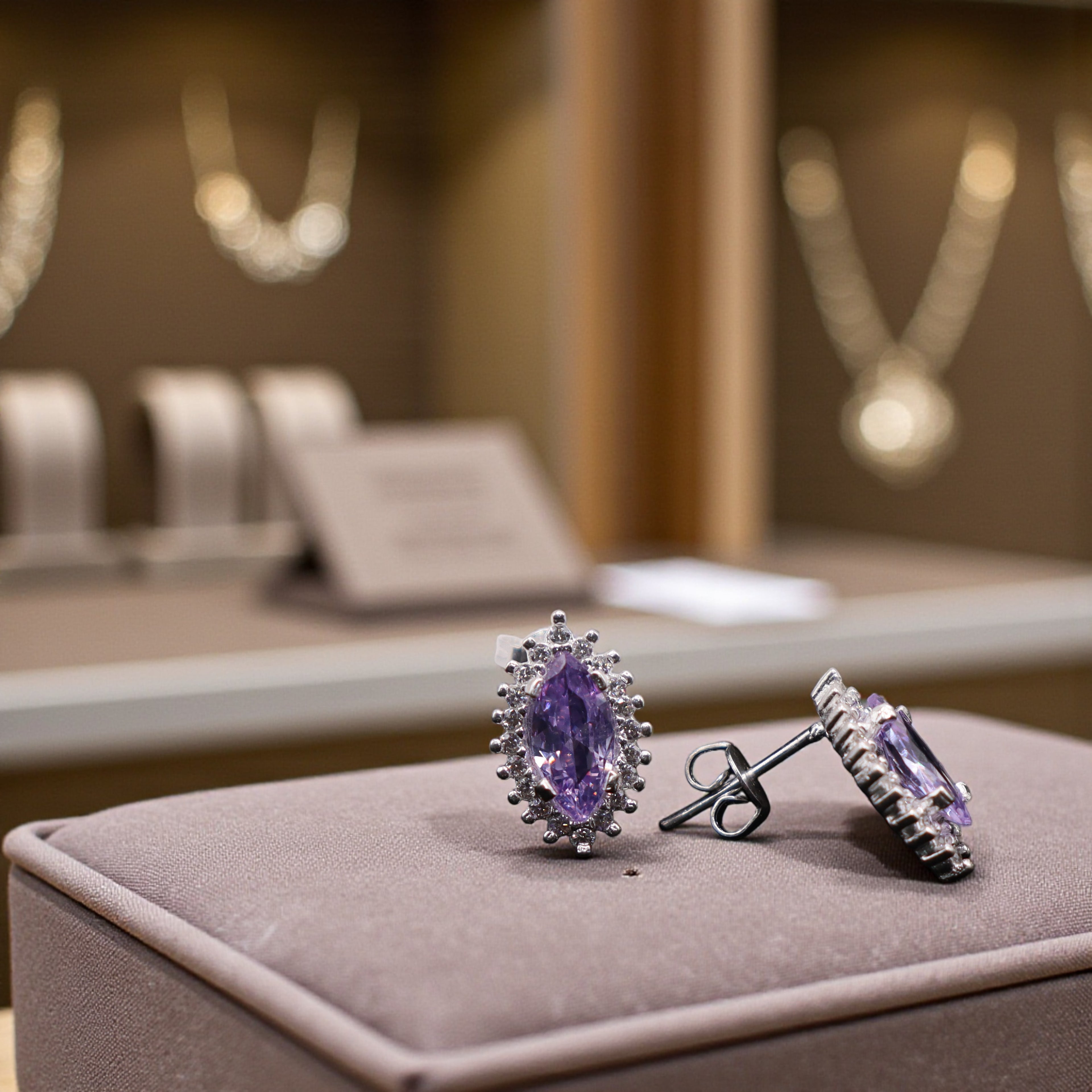 Aretes C/ Cadena Dije Gota Morada en Plata .925