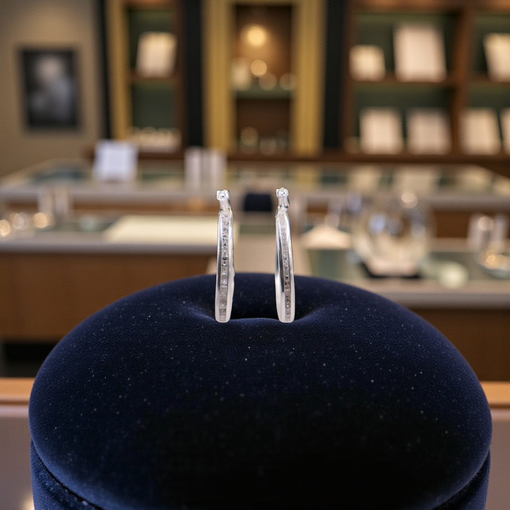 Aretes De Plata .925 Estilo Blancas Tamaño Chico