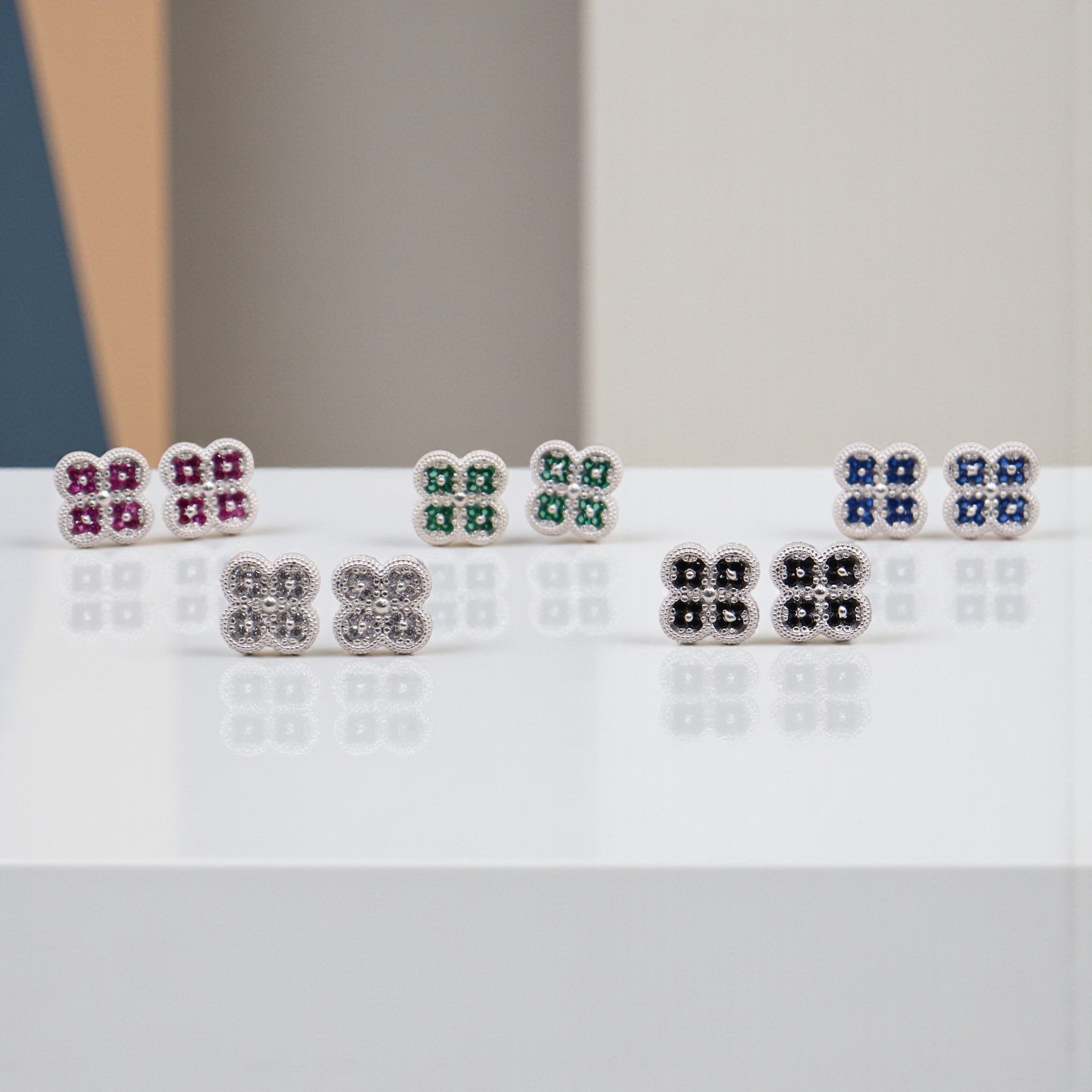 Aretes Trébol Plata .925 Con Circonia