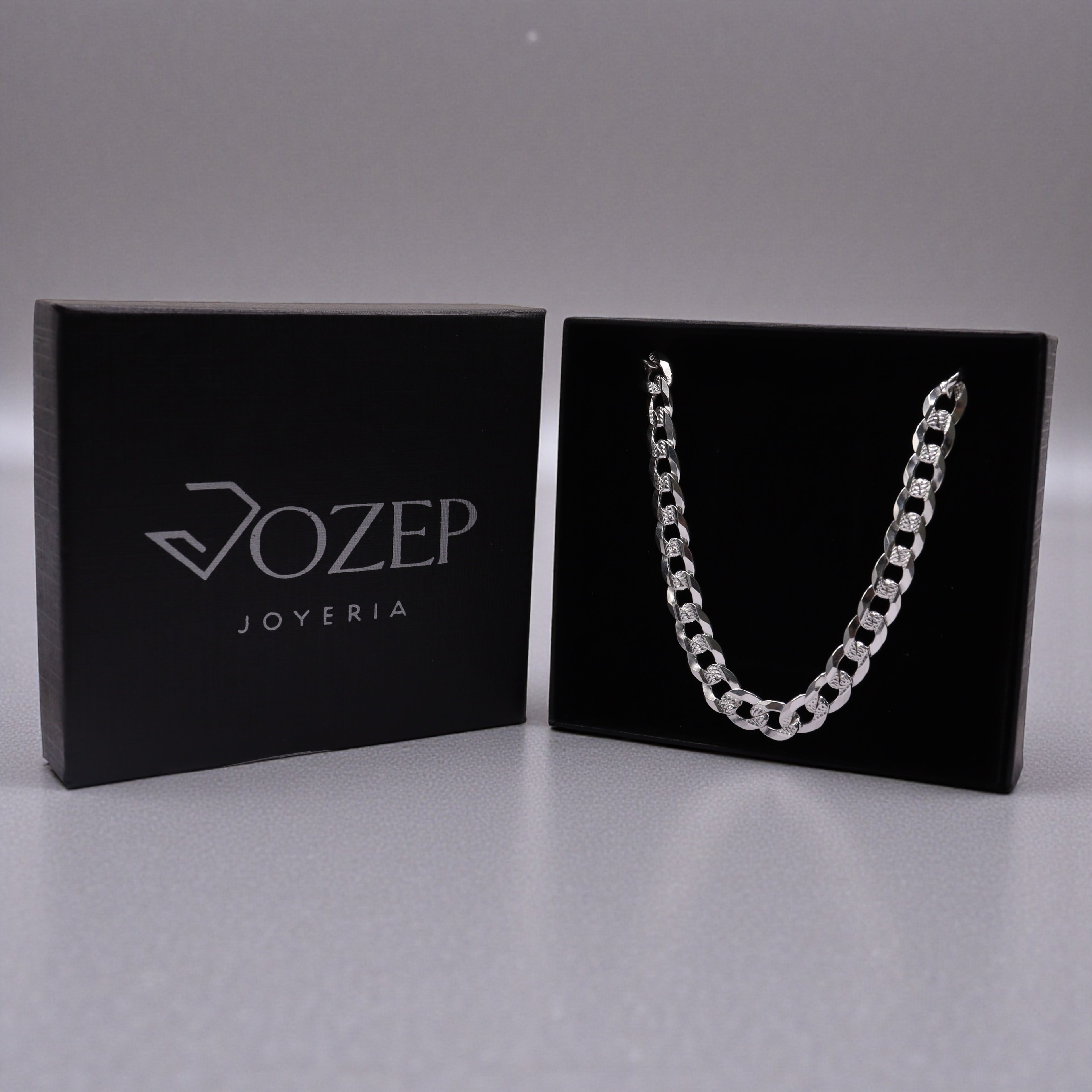 Cadena Cubana Gruesa Plata 70 cm