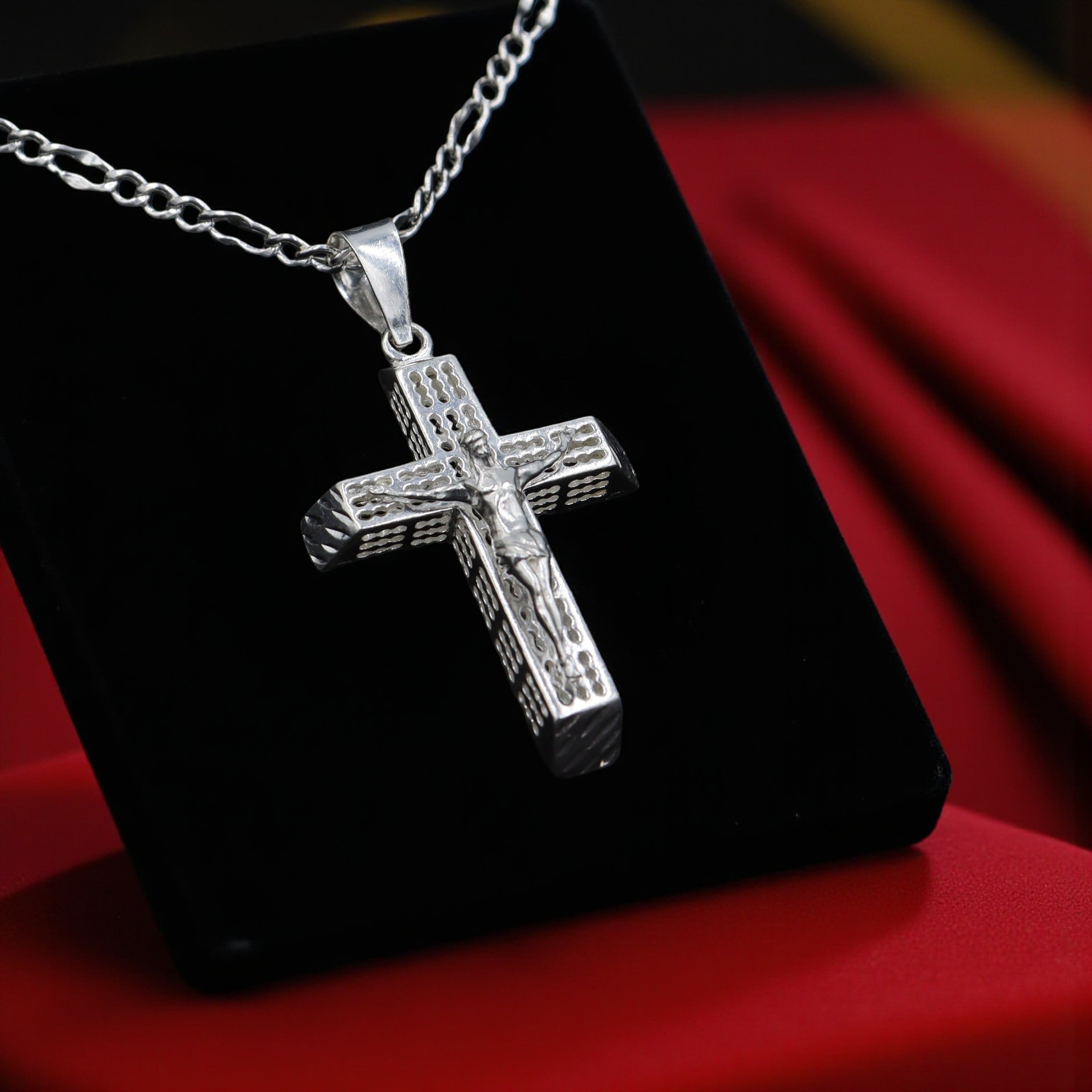 Dije De Cruz Rejada Con Cristo + Cadena Plata .925