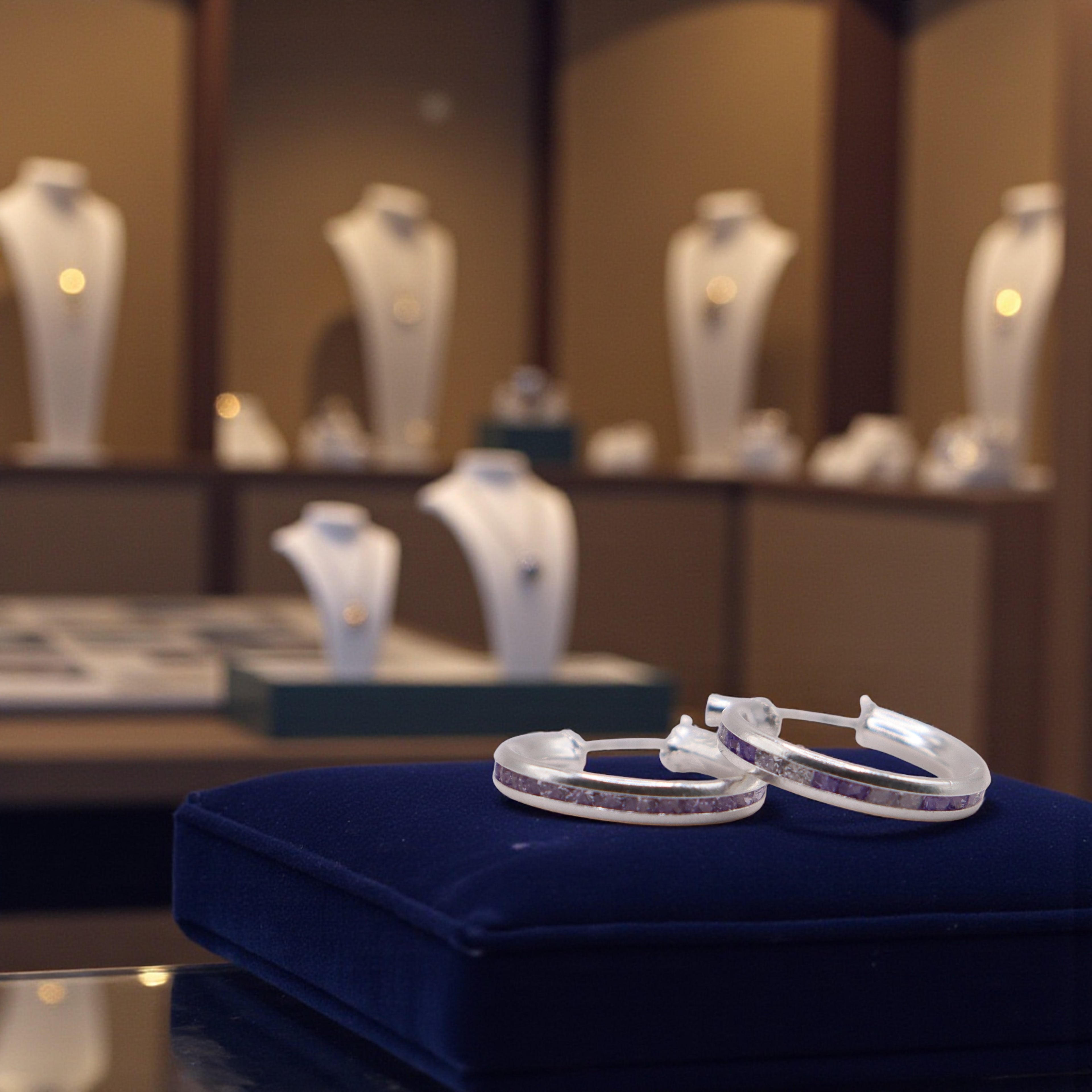 Aretes De Plata .925 Estilo Morado Tamaño Mini