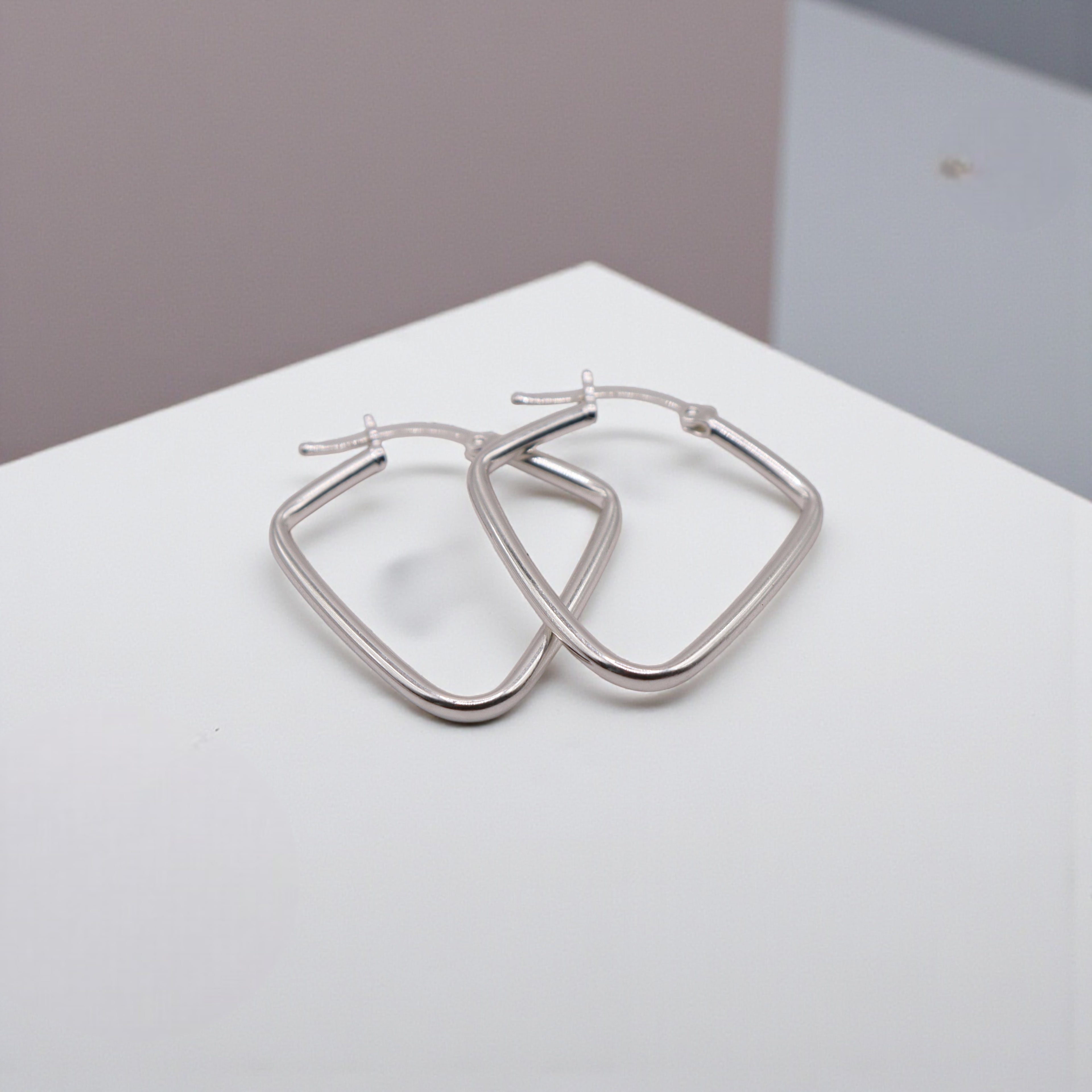 Aretes Tipo Arracada Rombo En Plata .925