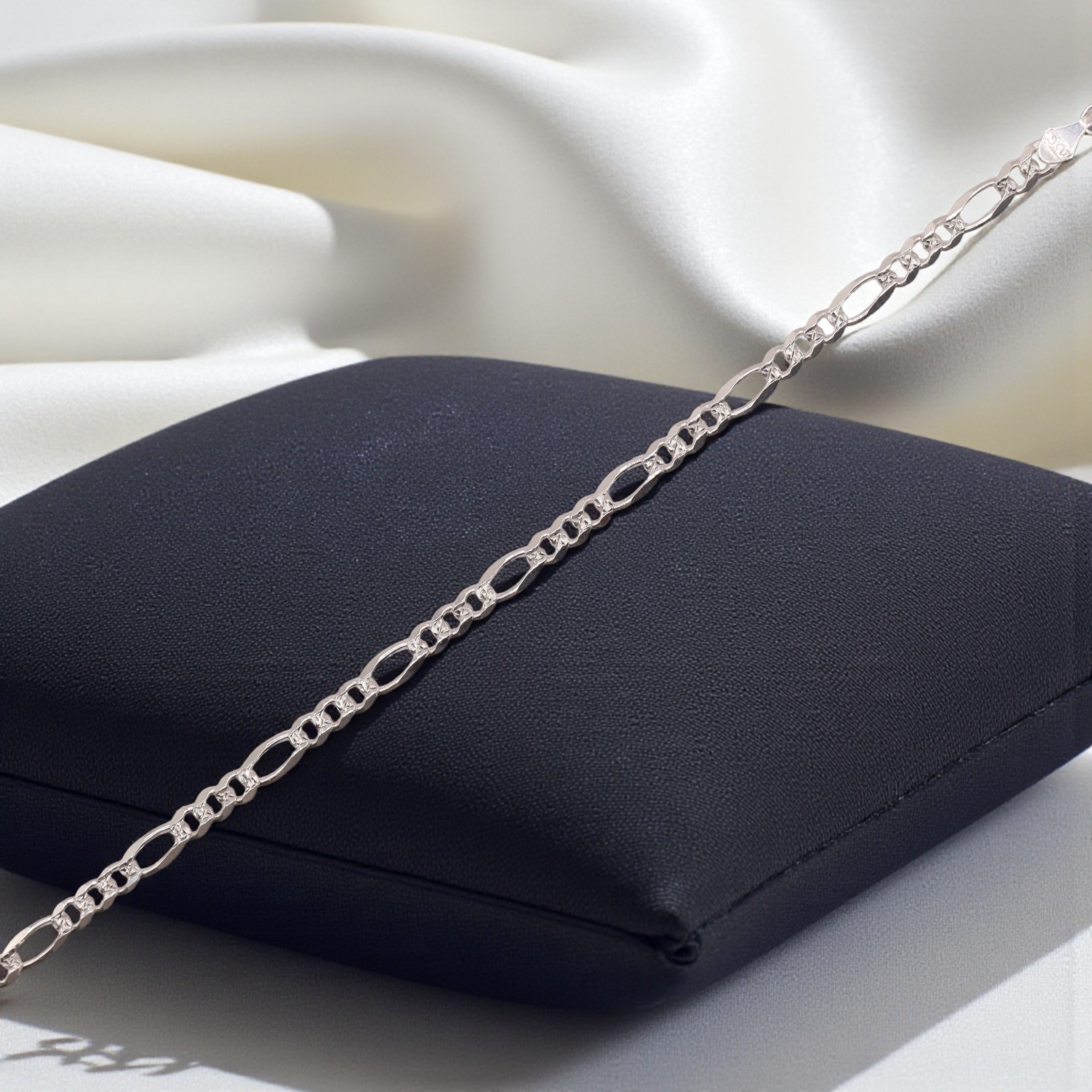 Pulsera Cartier Diamantada Plata .925 | Jozep Joyería Plateado 19.5 Cm