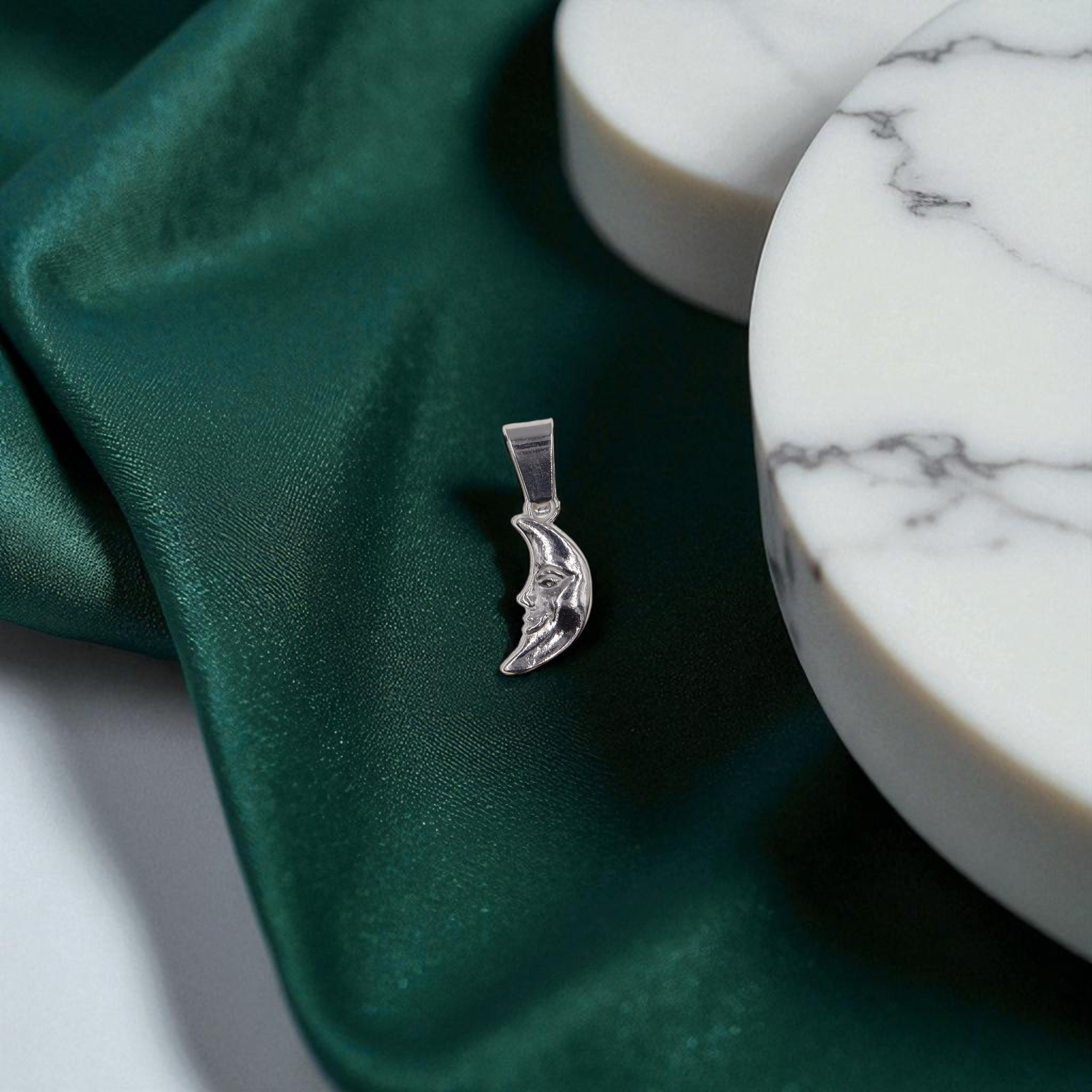 Dije De Luna + Cadena En Plata .925