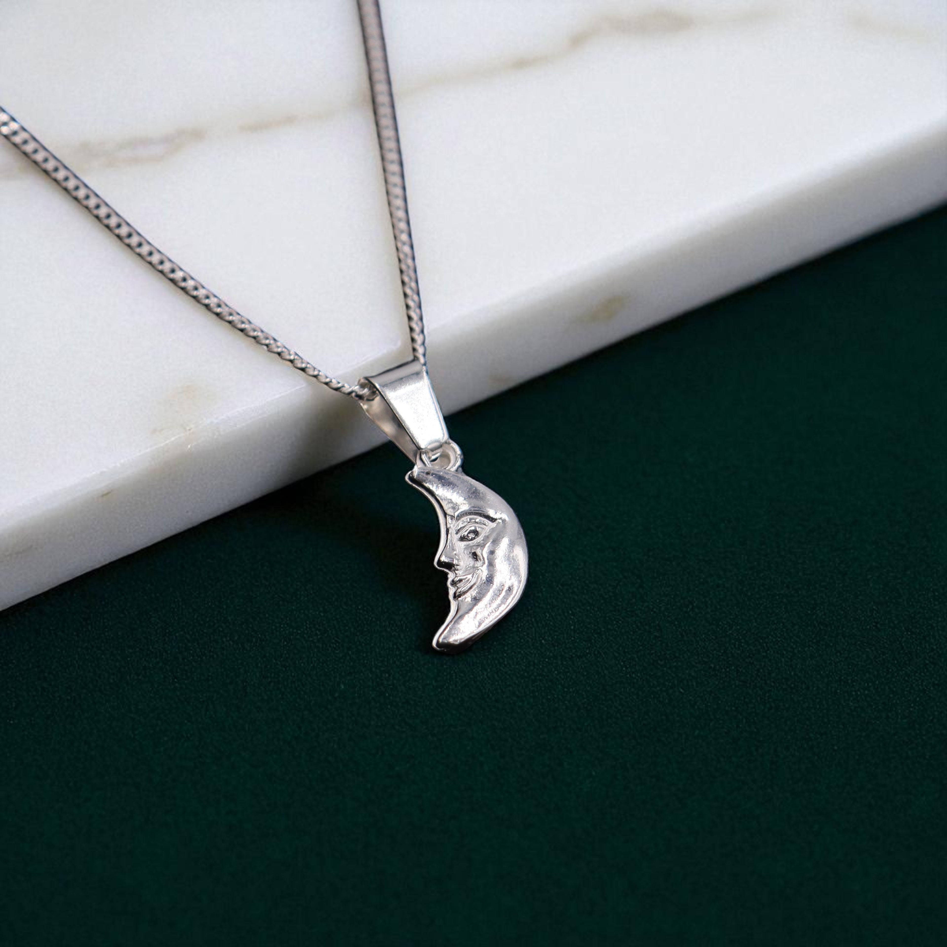 Dije De Luna + Cadena En Plata .925