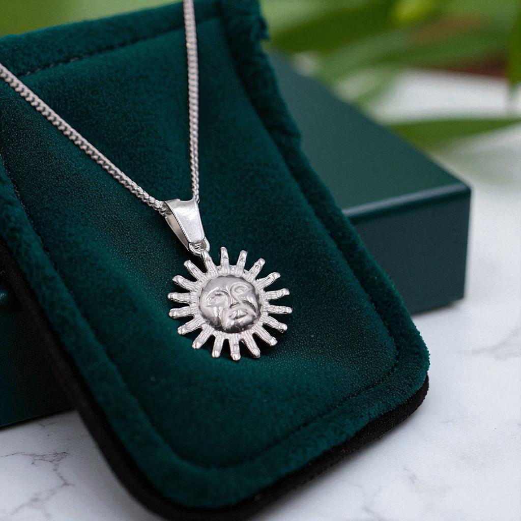 Dije De Sol + Cadena En Plata .925