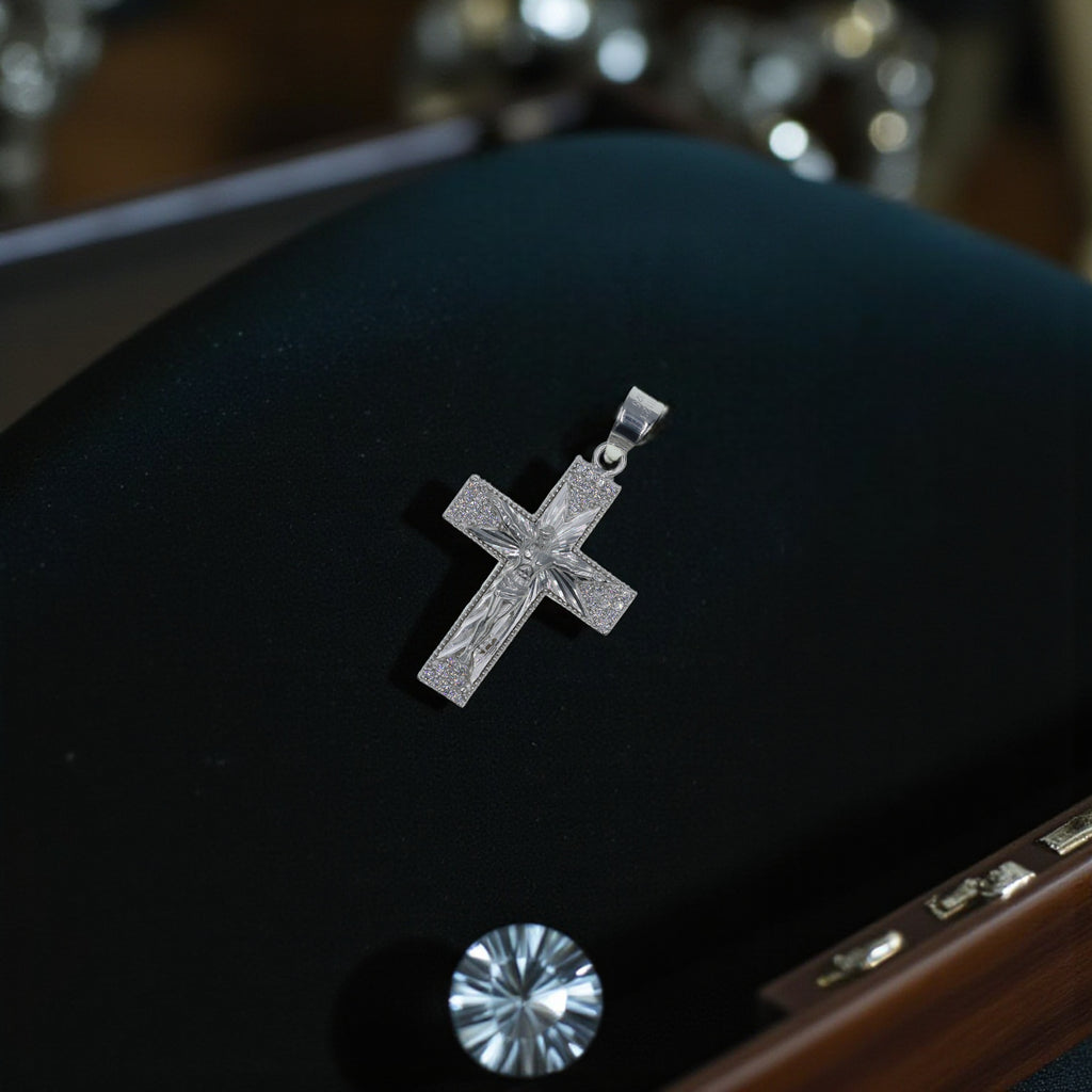 Dije De Cruz Con Lineas Y Circonias + Cadena Plata .925