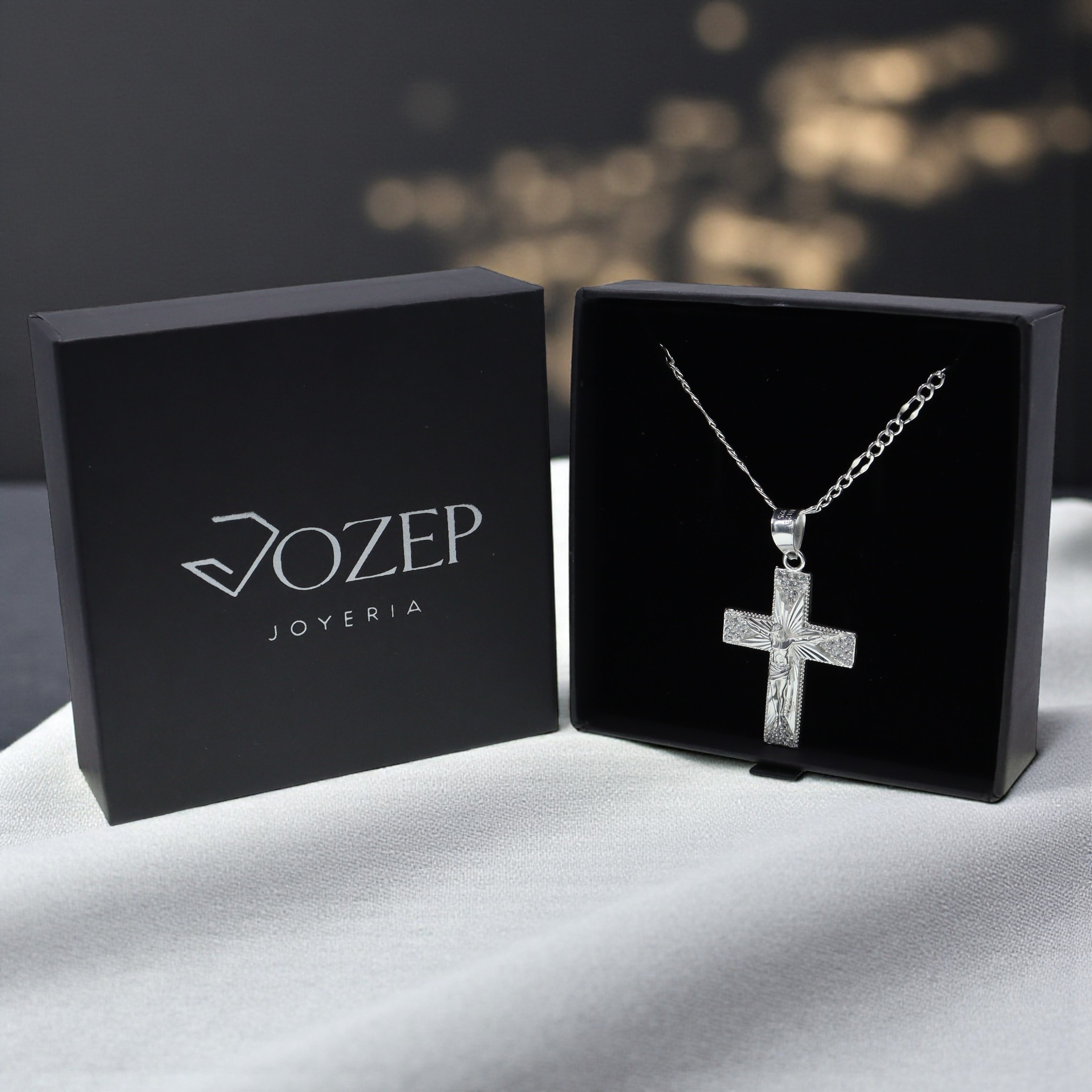 Dije De Cruz Con Lineas Y Circonias + Cadena Plata .925