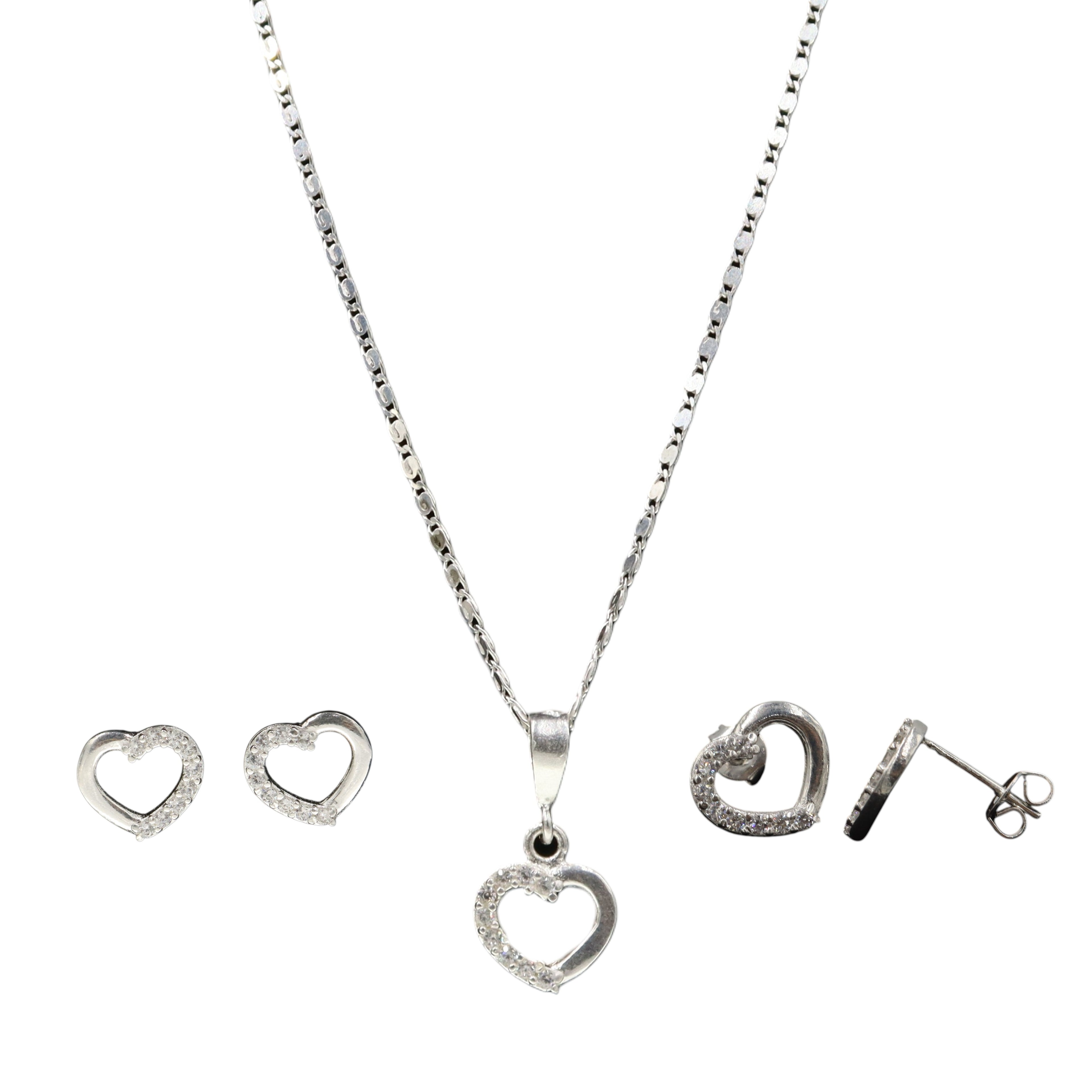 Aretes + Cadena + Dije Contorno Corazón en Plata .925