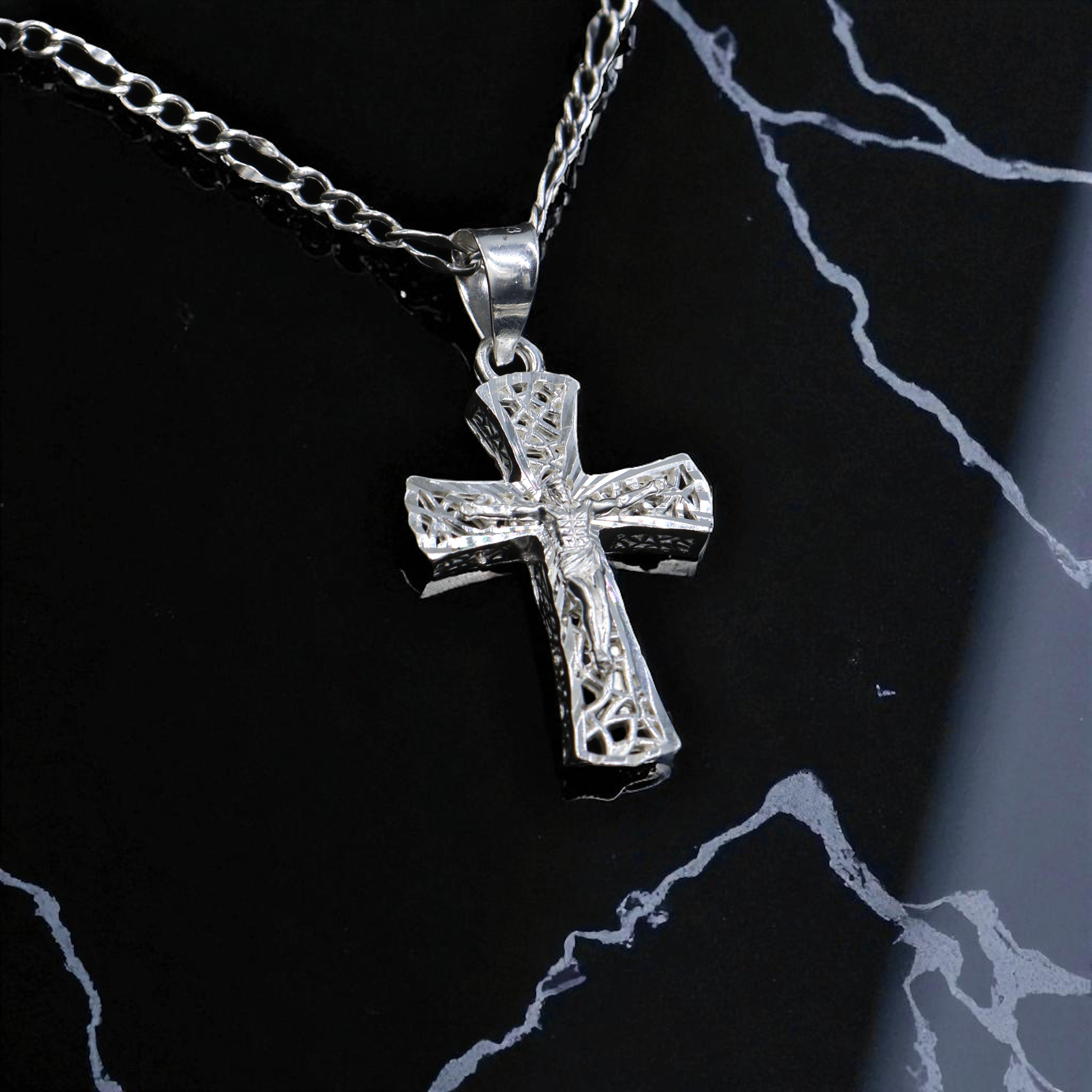 Dije Cruz Calada + Cadena Plata .925