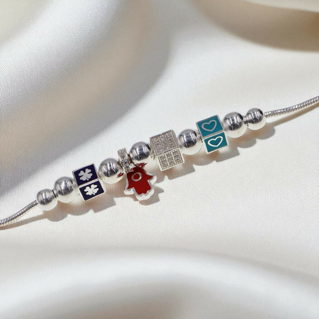 Pulso Con Dije Mano De Fatima De Plata .925 19 cm