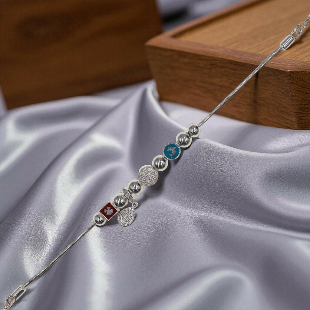 Pulso Con Dije De Trebol y Delfin De Plata .925 19 cm