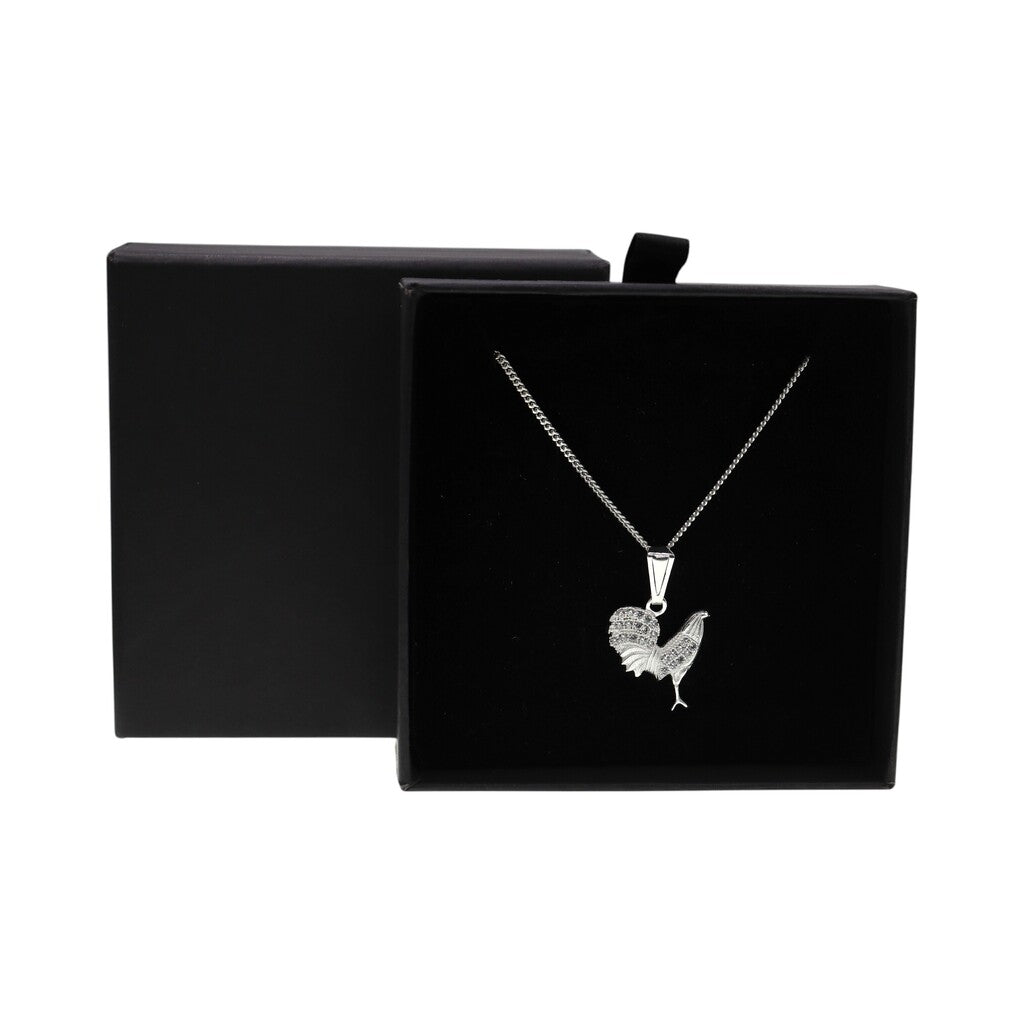 Dije De Gallo Blanco y Multicolor + Cadena En Plata .925