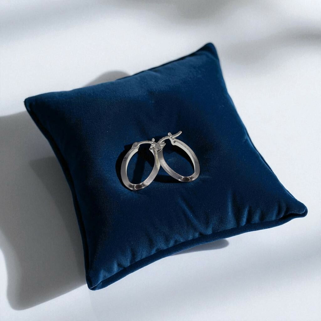 Arracadas Lisas Ovaladas de Plata .925