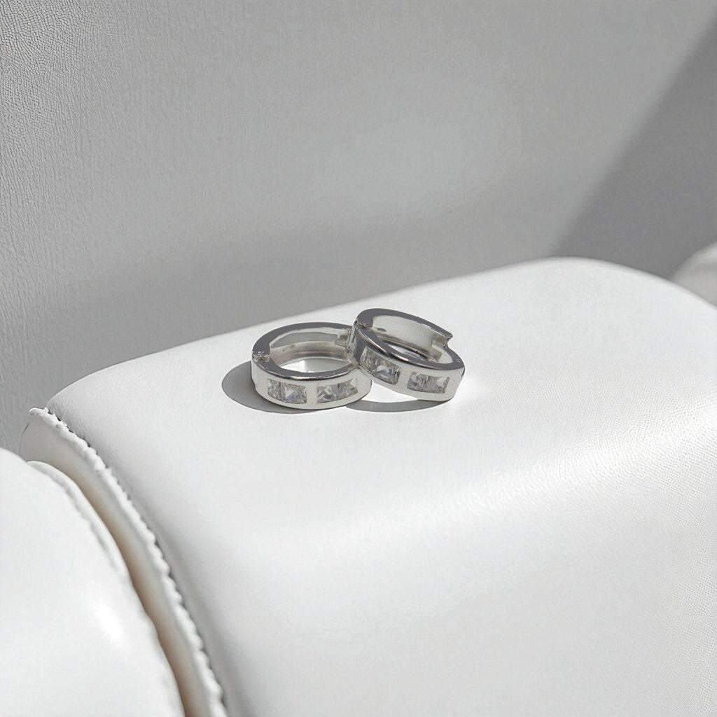 Arracadas Huggies Minis de Plata .925